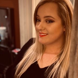 Meet your Posher, Lindsey